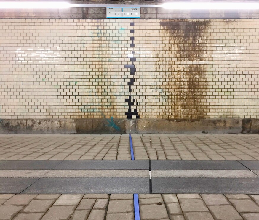 Der Klang der Fuge &ndash; <p><strong>Karl Br&ouml;ger-Tunnel N&uuml;rnberg</strong><br />Blaue&nbsp;Fuge /&nbsp;Ost</p>