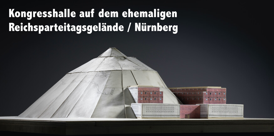 Schutthaufen 2008 / 2023 &ndash; <p>Aufsch&uuml;ttung &uuml;ber der Kongresshalle auf dem ehemaligen Reichspateitagsgel&auml;nde in N&uuml;rnberg</p>